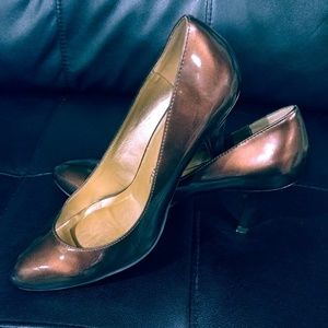 Brown like new - Connie